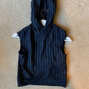 FIVE Dancewear sleeveless cropped hoodie. YXL